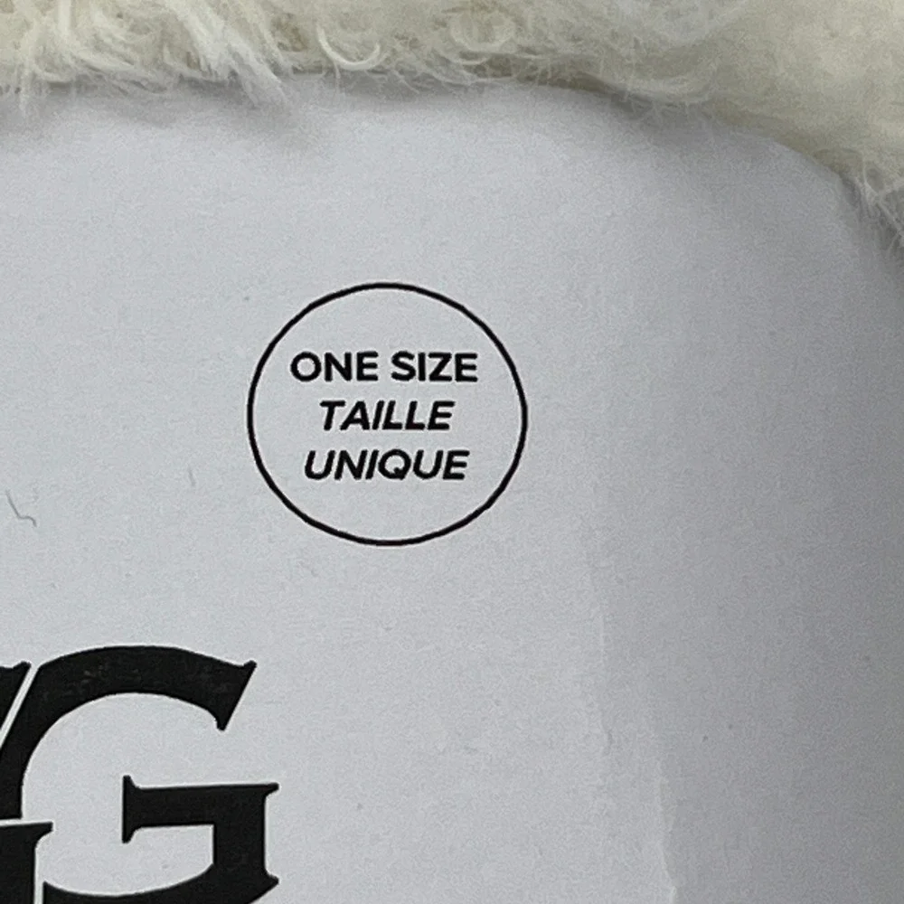 UGG Socks Womens One Size Cream Fuzzy Crew Socks 1133030 Recycled Polyester Soft